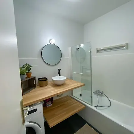Appartement Studio - Parking - Balcon Sud - Proche Des Plages